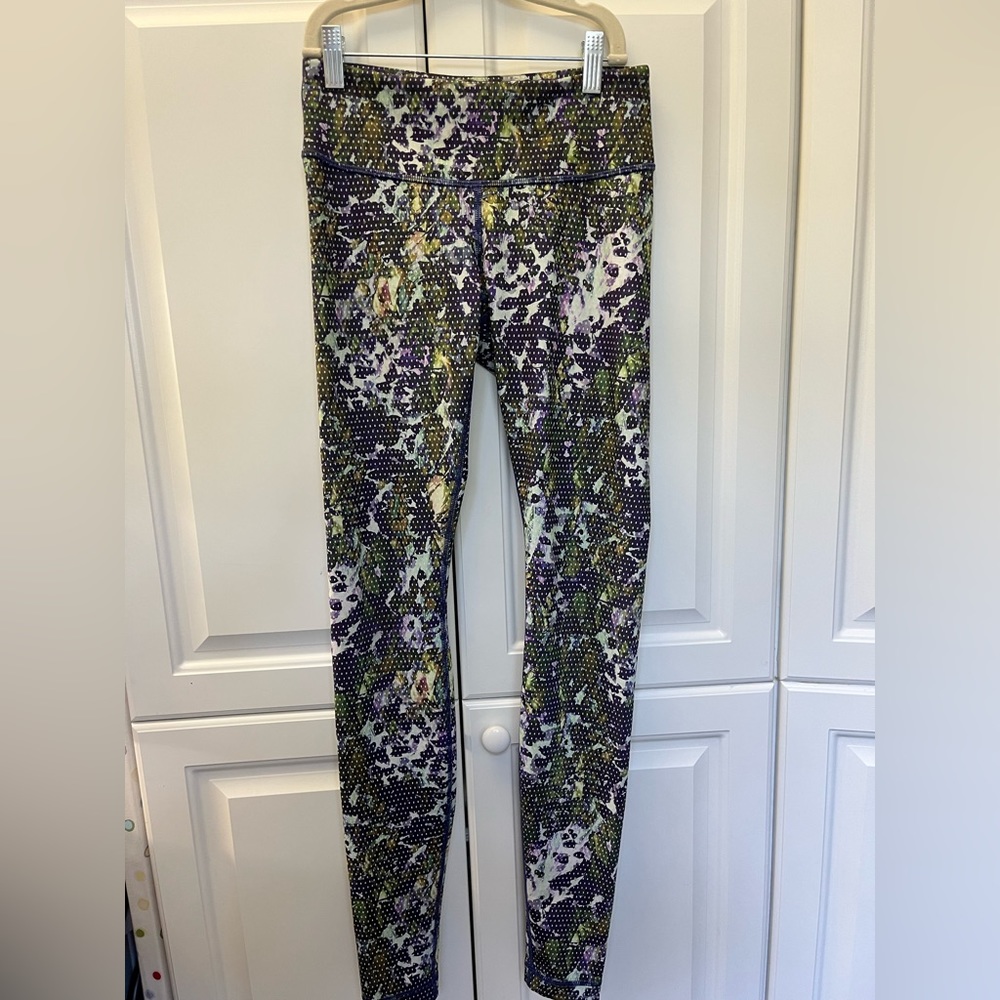 🆕Lululemon | Wunder Under Floral Camo Leggings
